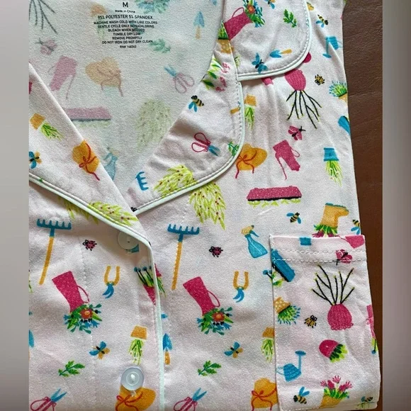 BNWT! Unbranded Sample, “the garden club” short sleeve, capri, PJs, pale pink - Picture 6 of 13